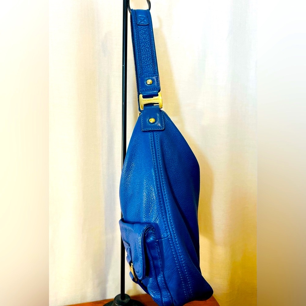 MICHAEL KORS royal blue bucket style hobo leather purse - Picture 3 of 14